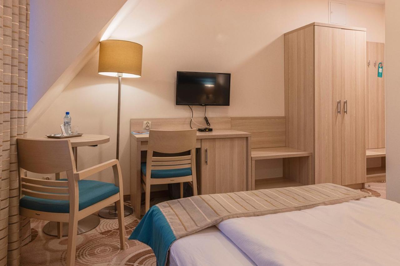 Hotel Cesarskie Ogrody Свиноуйсьце Экстерьер фото