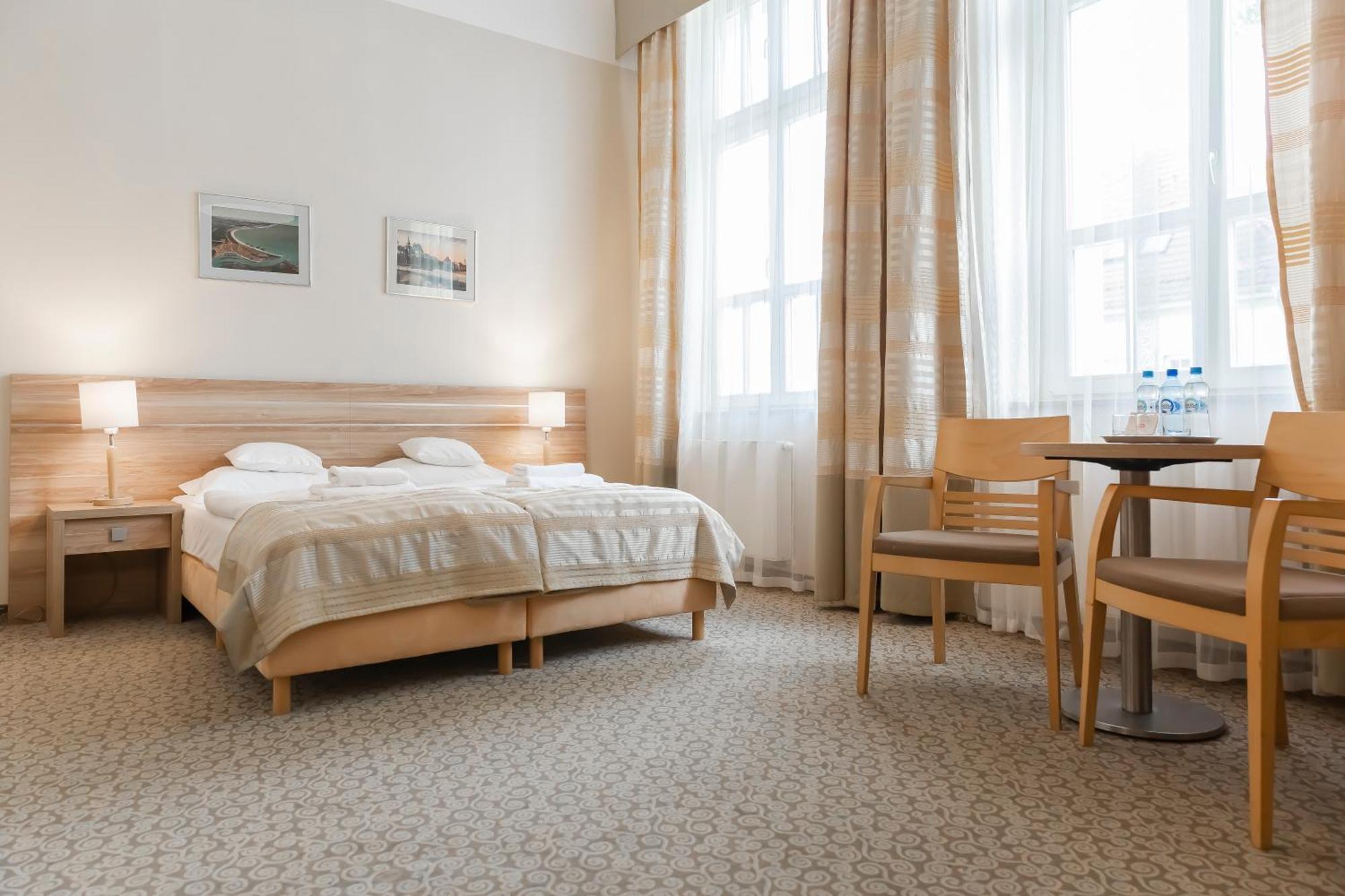 Hotel Cesarskie Ogrody Свиноуйсьце Экстерьер фото