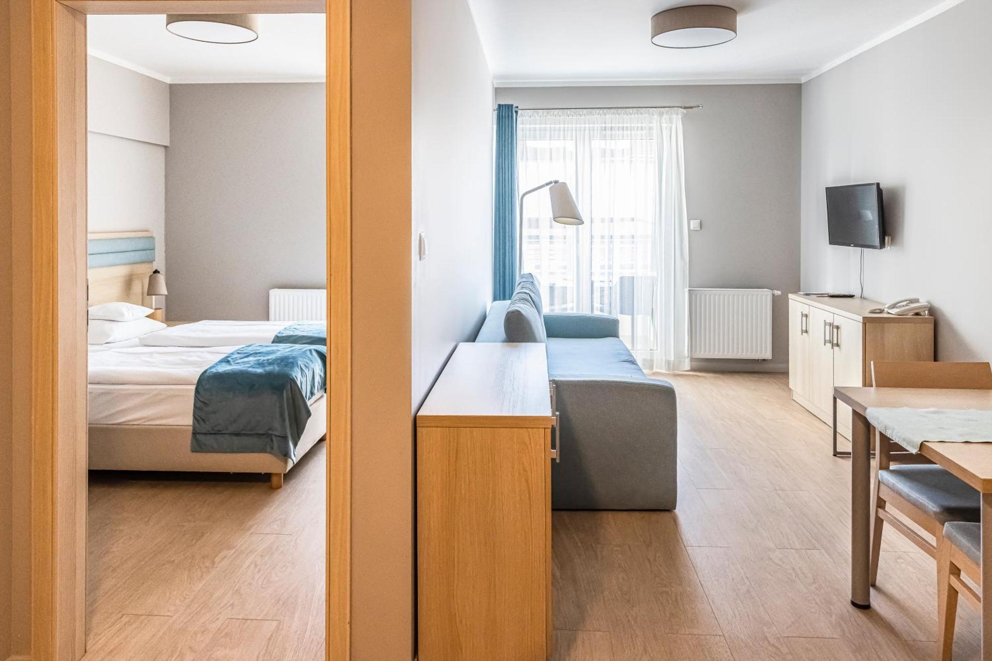 Hotel Cesarskie Ogrody Свиноуйсьце Экстерьер фото